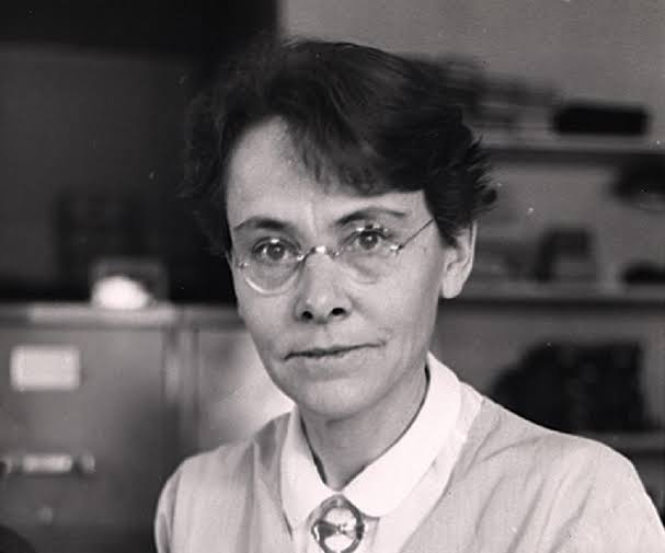 Barbara McClintock , 13 Women Scientists Who Changed History


